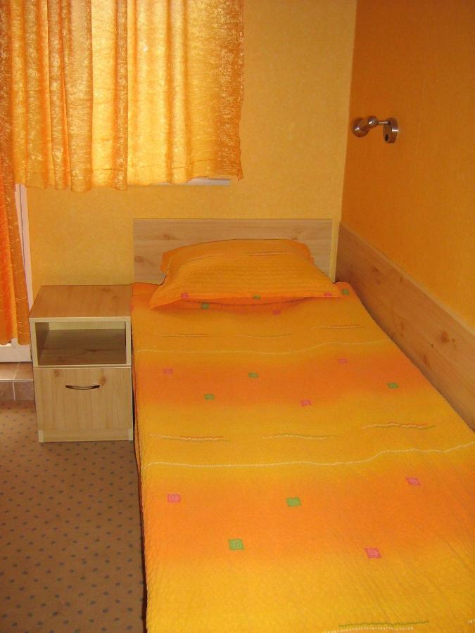 Hotel Maritsa Lyubimets Buitenkant foto
