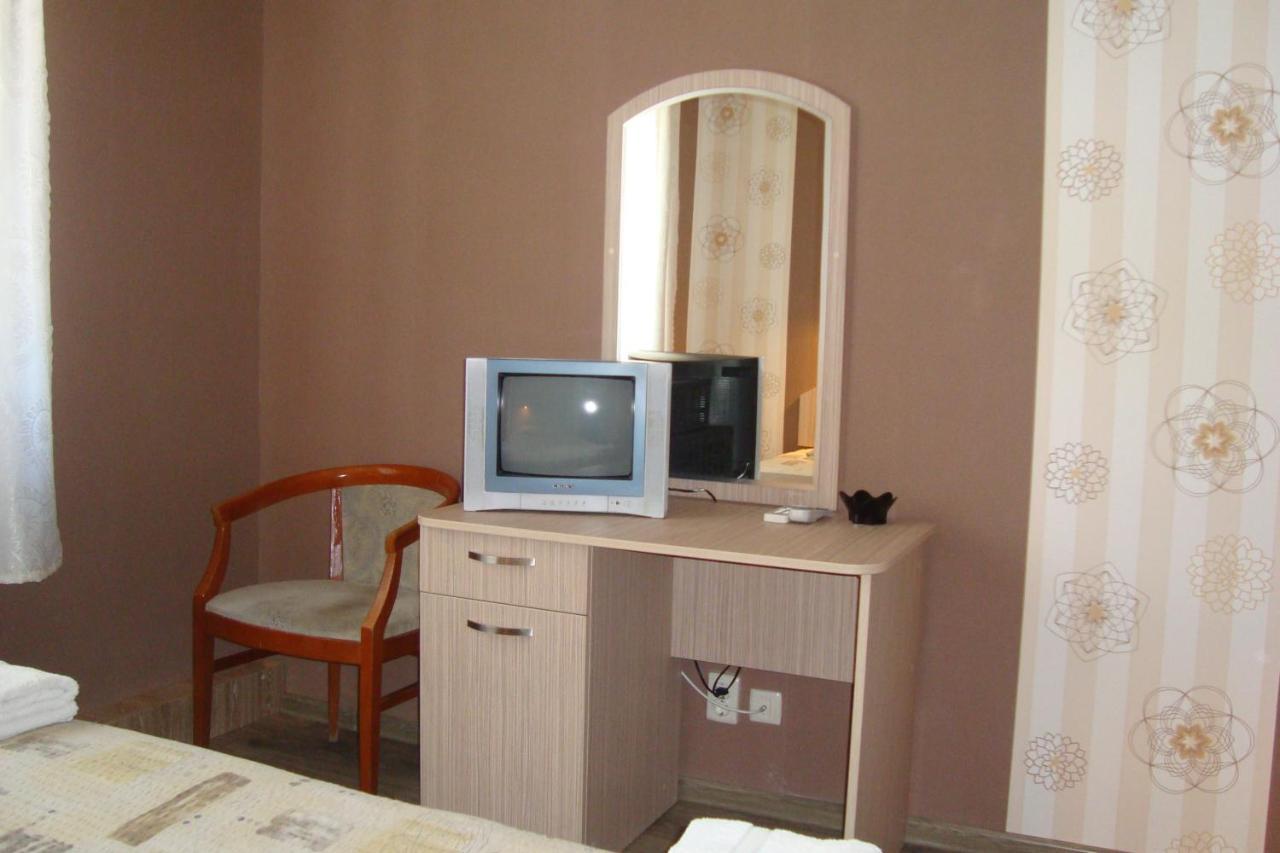 Hotel Maritsa Lyubimets Buitenkant foto